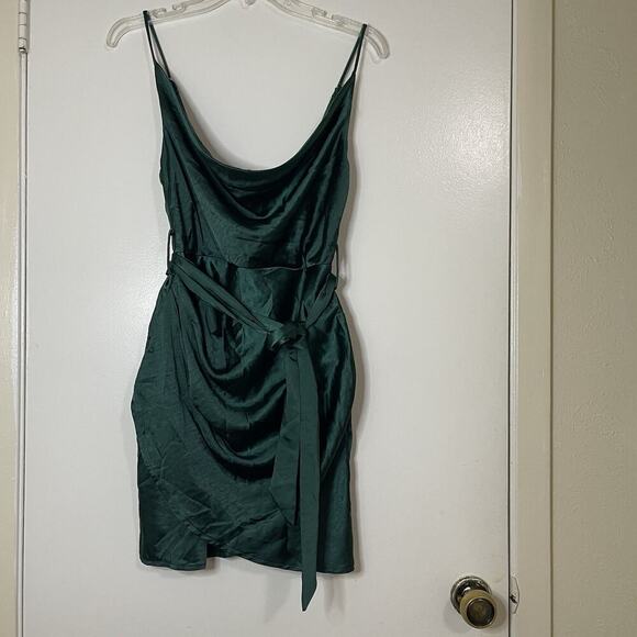 NEW! Selfie Leslie Bebe Satin Cowl Neck Wrap belted mini Dress Forest Green Smal - Picture 3 of 8